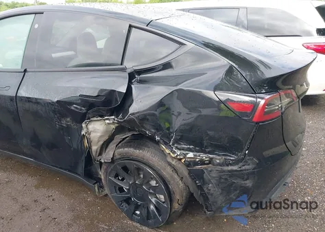 2022 Tesla Model Y Long Range Dual Motor All-Wheel Drive из США, поврежденный, VIN 7SAYGAEE9NF464960